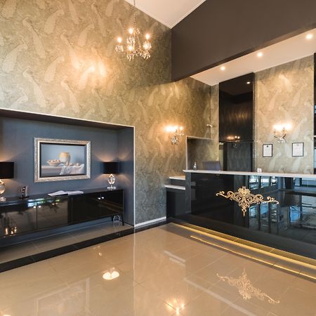 ฮาร์ทแลนด์โฮเต็ลครอยดอน Hotel กอร์ ภายนอก รูปภาพ